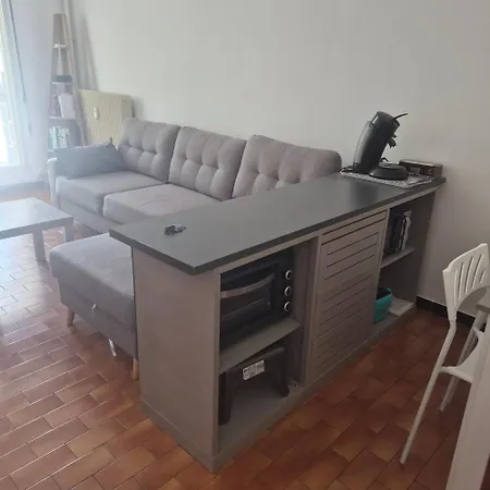Entier Avec Terrasse Apartment *
